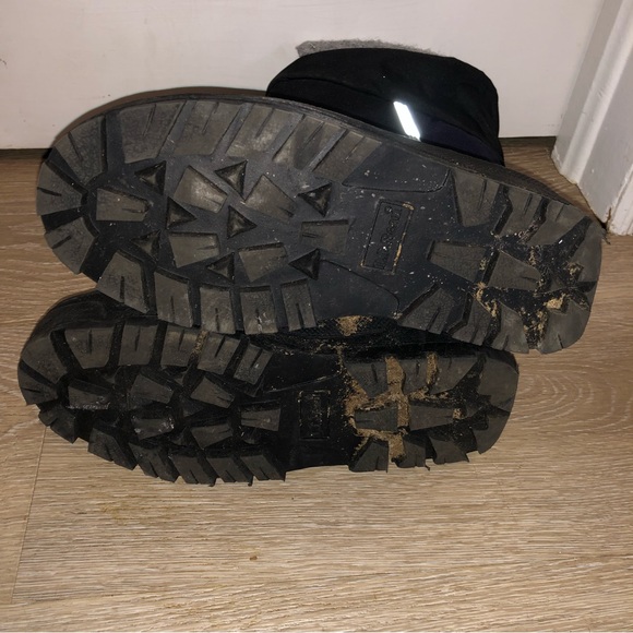 Ll bean youth winter snow boots size 4 - Picture 4 of 8